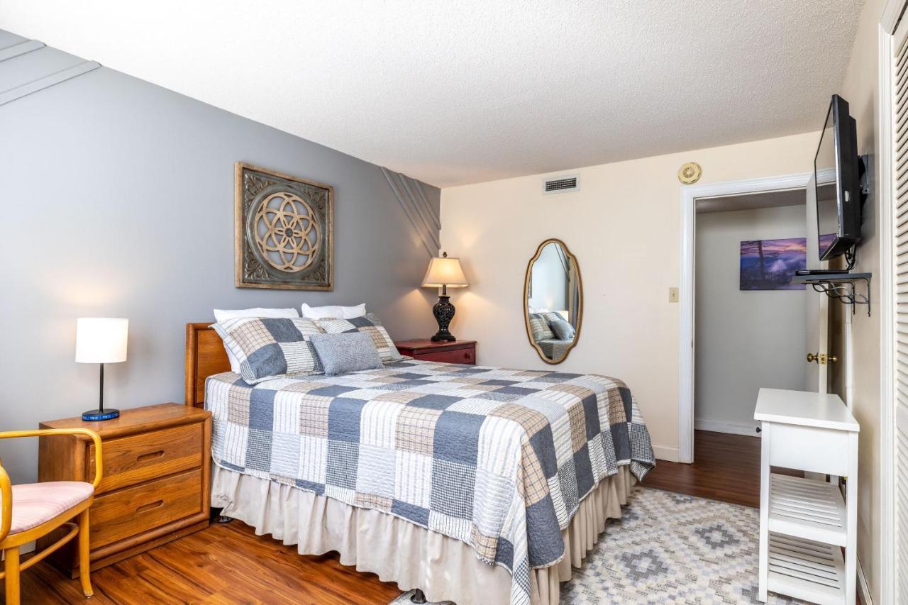 Wow Views!!-Mountain Escape-Outdoor Pool-Close To Downtown-Wifi-Cable-Private Balcony Gatlinburg Luaran gambar